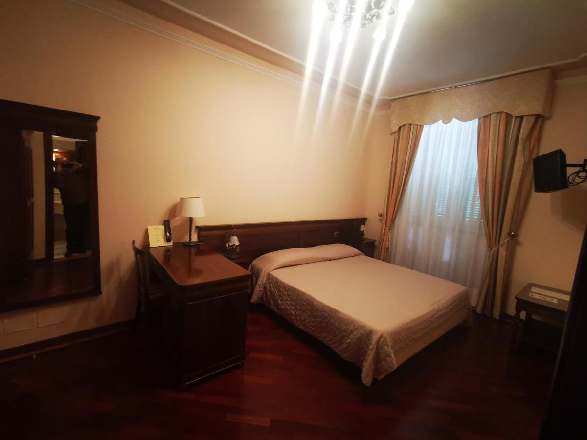 Hotel Villa Verdefiore Appignano  Εξωτερικό φωτογραφία